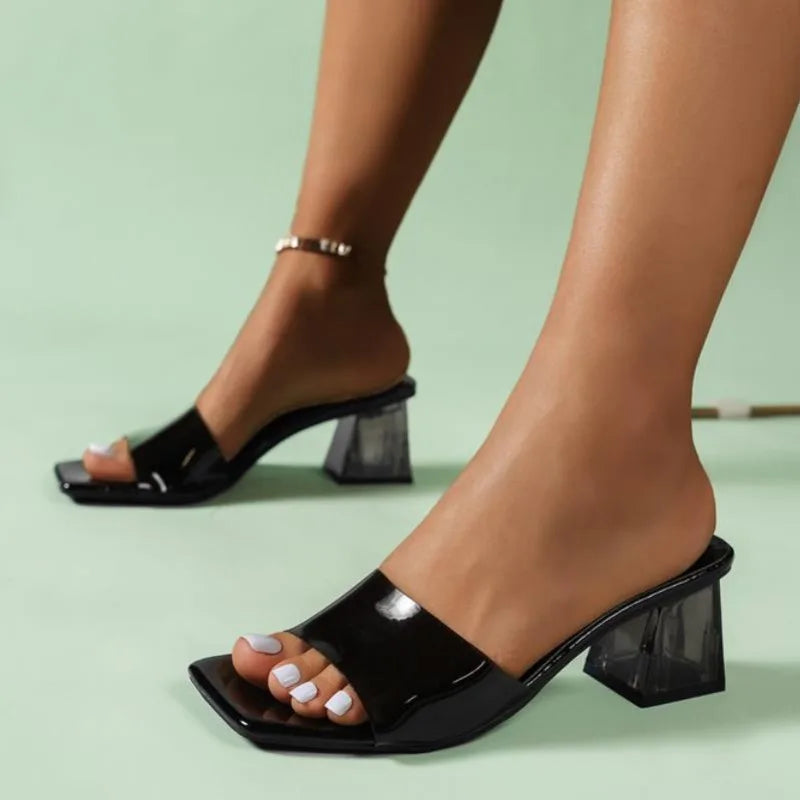 Zapatillas transparentes cristalinas, zapatos de mujer con tacones medios, cómodos nuevos zapatos de verano para mujer, chanclas geniales a la moda para mujer