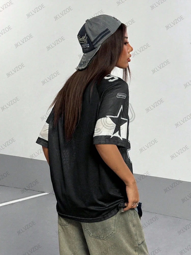 Novedad de verano, camiseta negra con estampado de velocidad 91 para mujer, camiseta de fútbol deportiva de manga corta con cuello en V y retazos, Tops holgados de gran tamaño Y2K