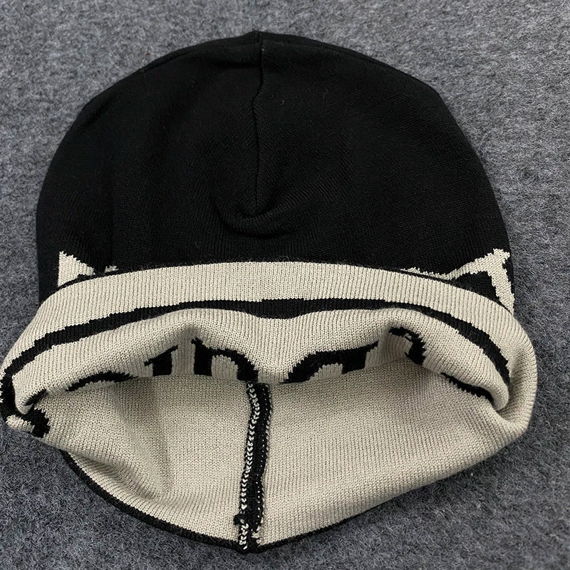 Gorro de punto de hilo Jacquard con letras a la moda, jersey versátil y cálido, gorro de otoño e invierno para hombres y mujeres