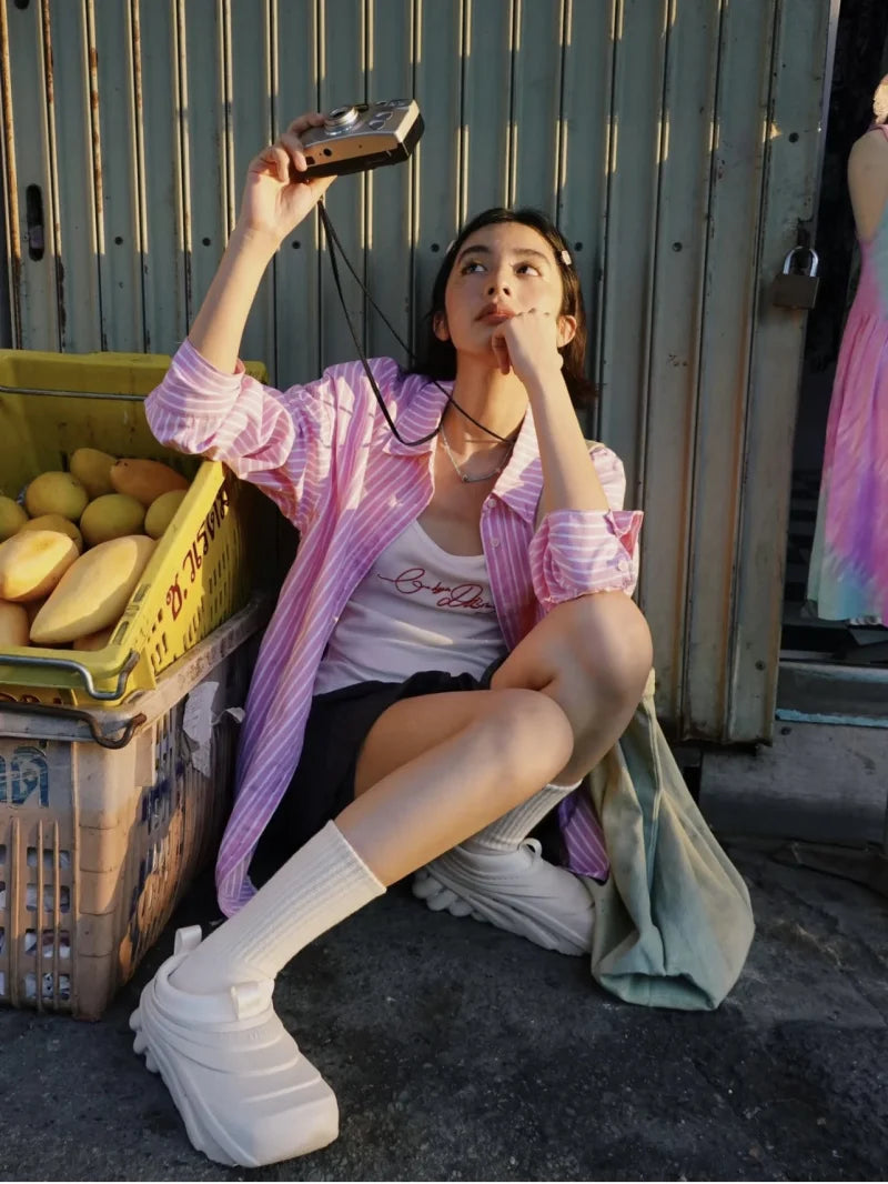 ETJ 2025 primavera de las mujeres nueva moda europea-americana rayas de manga larga solapa versión suelta camisa de popelina selección multicolor YUNO STUDIOS