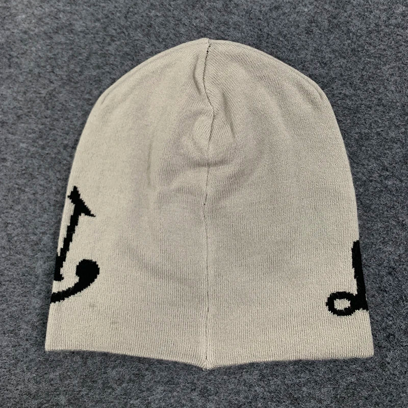Gorro de punto de hilo Jacquard con letras a la moda, jersey versátil y cálido, gorro de otoño e invierno para hombres y mujeres YUNO STUDIOS