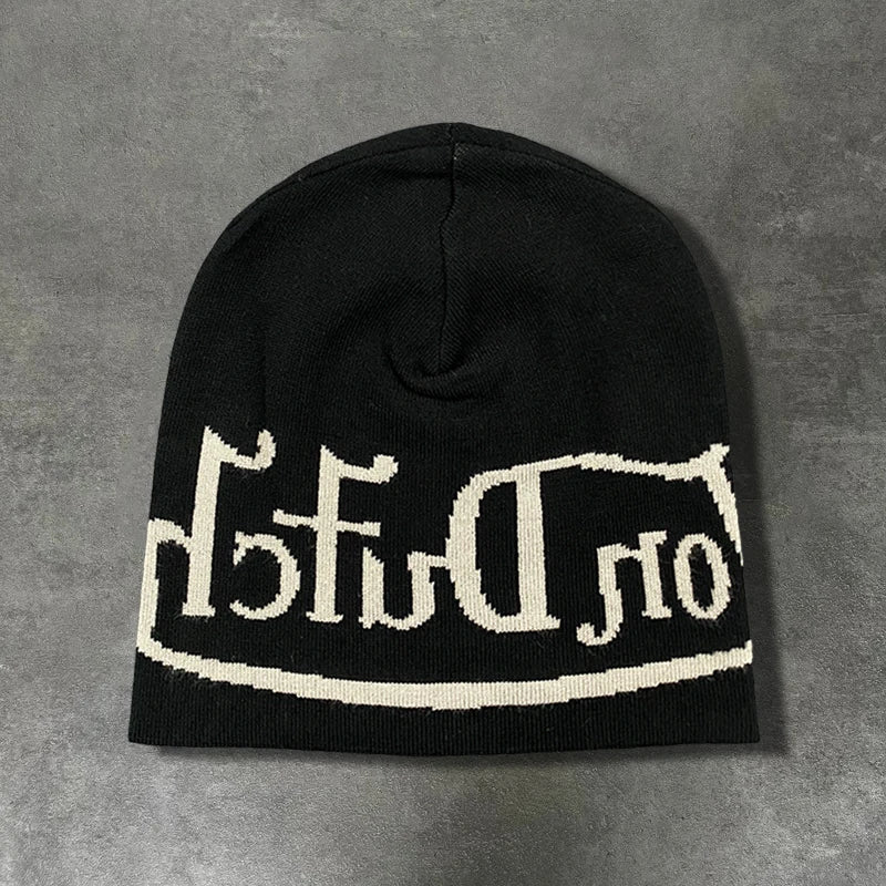 Gorro de punto de hilo Jacquard con letras a la moda, jersey versátil y cálido, gorro de otoño e invierno para hombres y mujeres YUNO STUDIOS