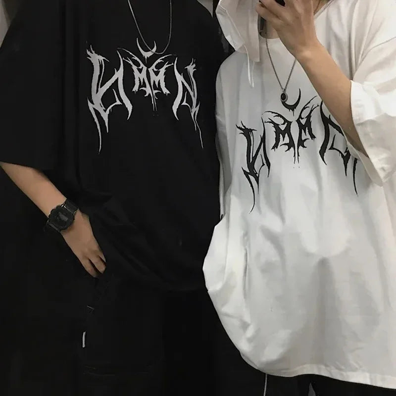 Camiseta Y2K para mujer, camiseta holgada de estilo Hip-Hop con estampado de letras Punk para mujer, Tops de manga corta de gran tamaño Harajuku, ropa Y2K, camiseta Vintage YUNO STUDIOS