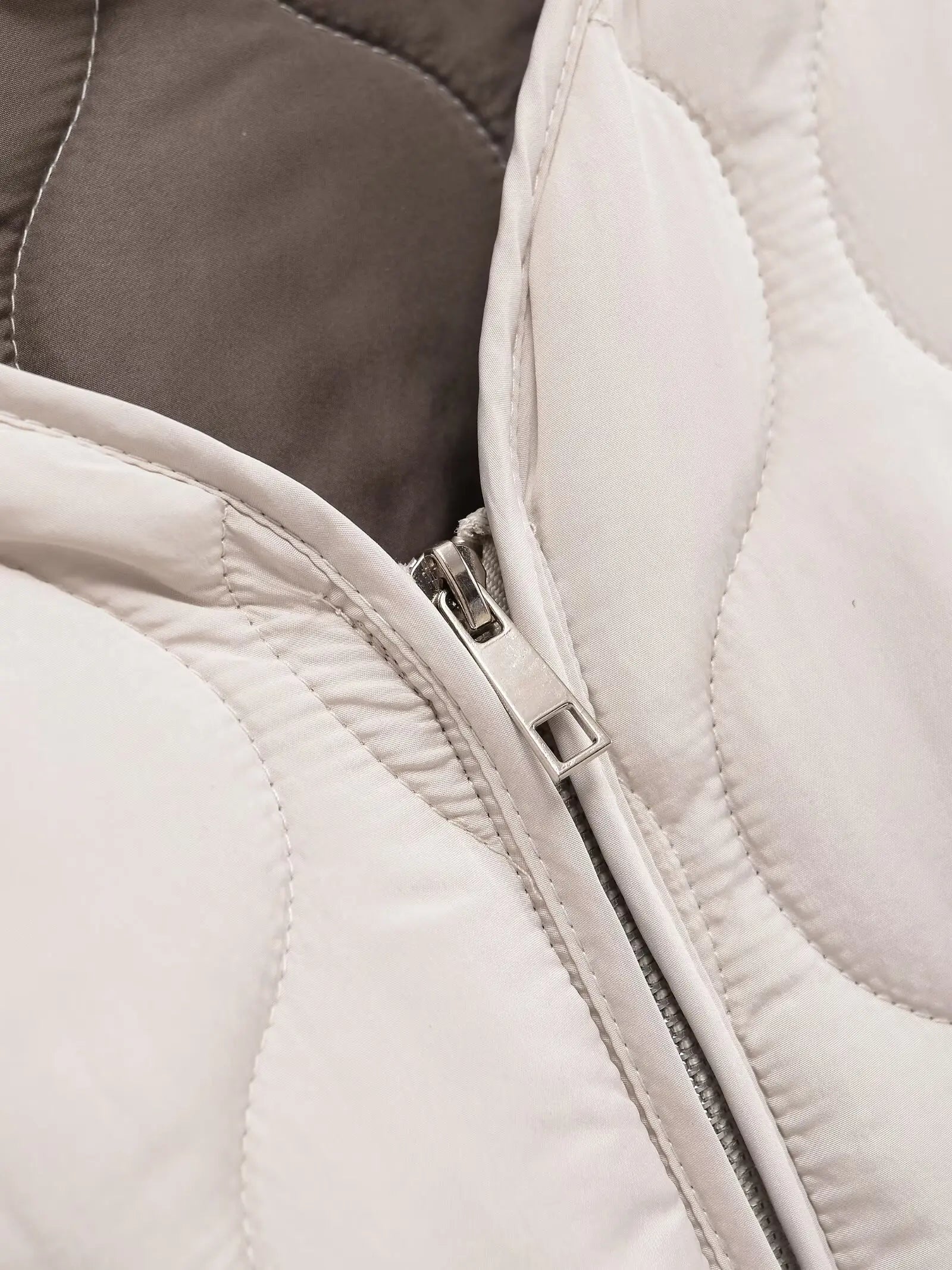 Chaqueta de algodón cálida con diamantes, informal, holgada, estilo europeo y americano, invierno 2025