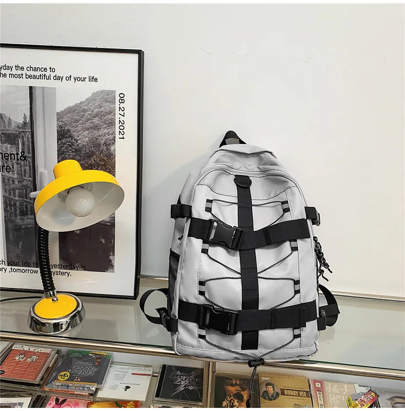 Mochila bolso de skate hombres mujeres moda fresco raya reflectante mochila estudiante mochila personalizada de gran capacidad YUNO STUDIOS