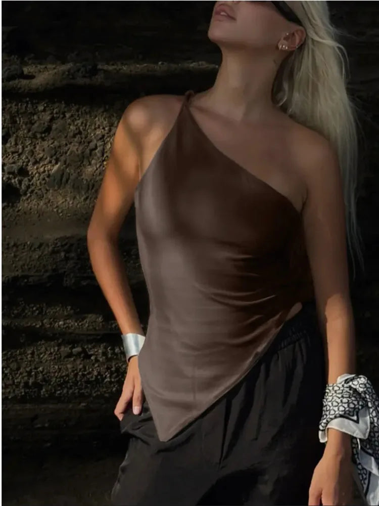 2025 nueva camiseta informal de moda para mujer Color sólido un solo hombro asimétrico ajustado Top cuello de una sola pieza YUNO STUDIOS